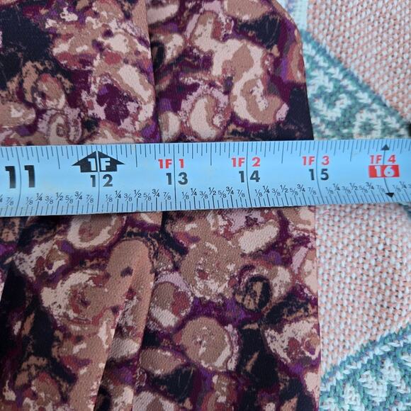 Chelsea28 women's XS sleevless faux wrap in mauve midi dress - Picture 4 of 11